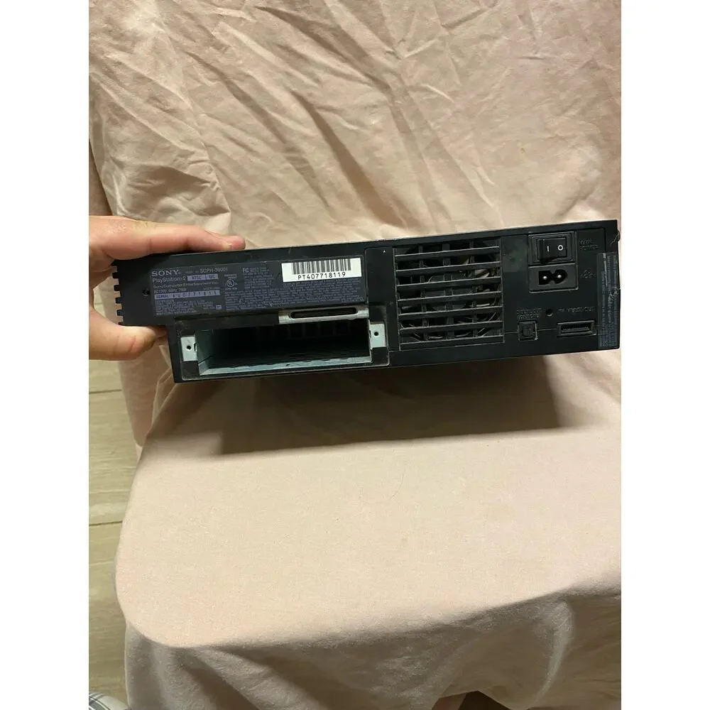 Sony PlayStation 2 PS2 Fat Console PARTS OR REPAIR ONLY SCPH-39001